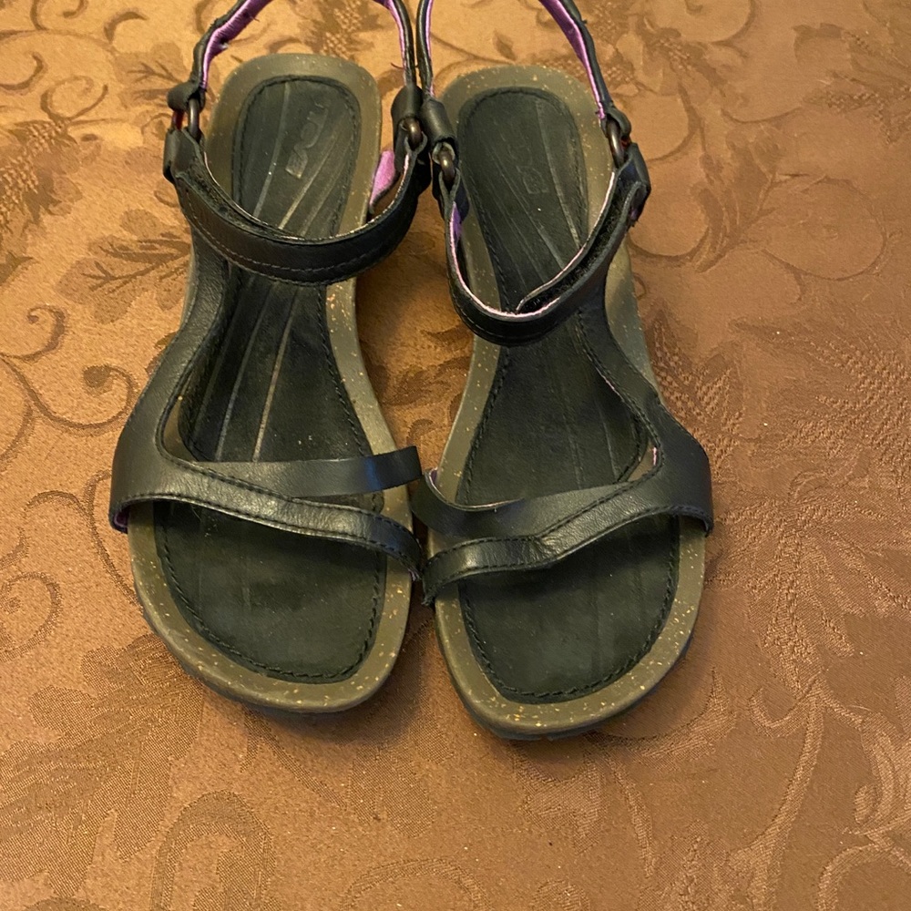 Teva Ysidro sandals